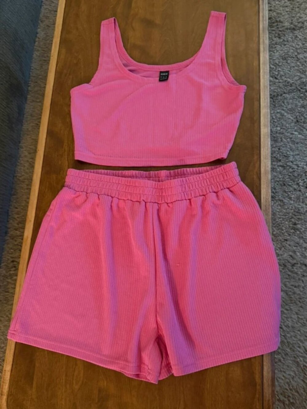 Two-Piece Women’s Pink Ribbed Lounge Set- L